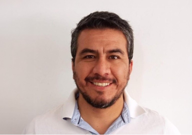 Alvaro Small